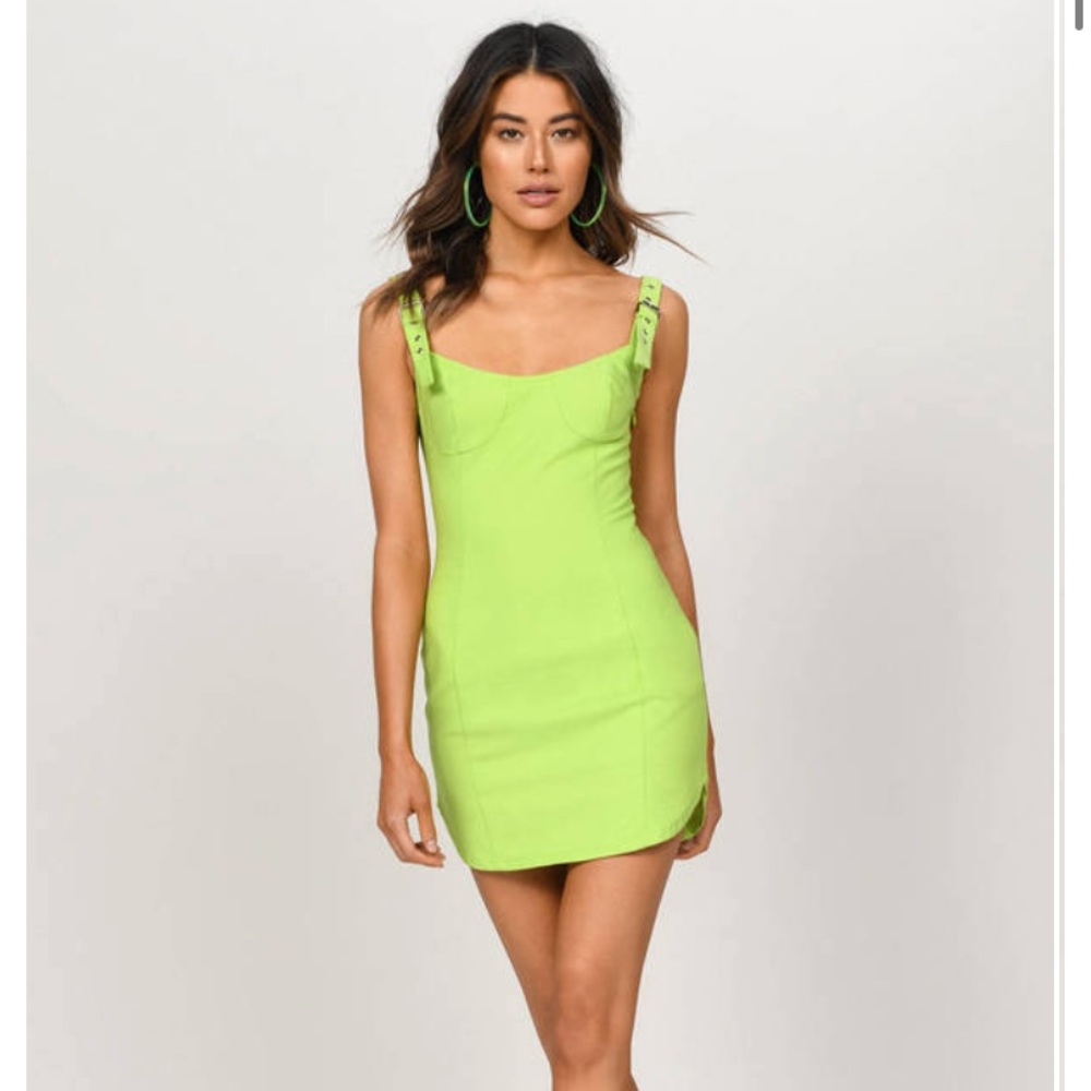Tobi Kiki buckle strap dolphin hem dress